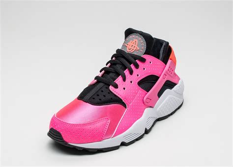 Nike Air Huarache Pink Blast - Sneaker Bar Detroit