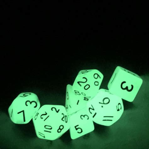 7Pcs Glowing Polyhedral Dice Set Luminous Glow in Dark For DND Table Game Play | eBay