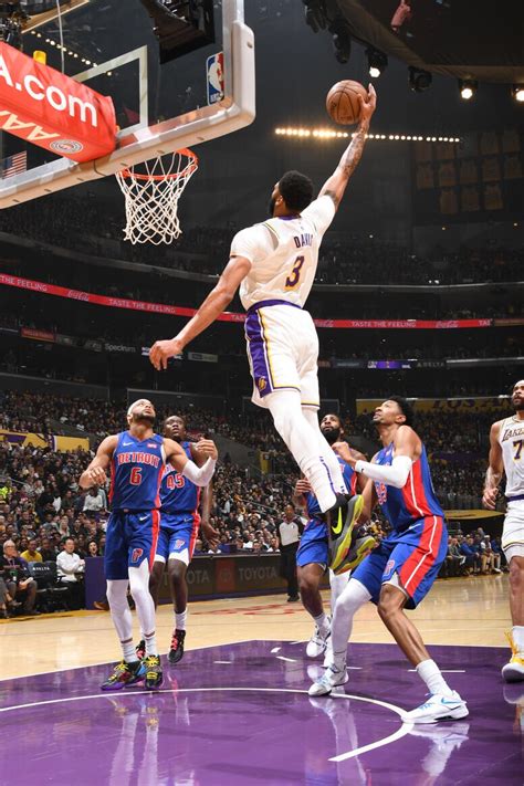 Photos: Lakers vs Pistons (01/05/2020) Photo Gallery | NBA.com