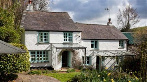 300-year-old cottage in Cornwall - Country Life