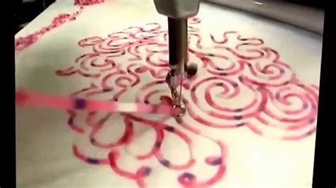 The Handiquilter couching foot in action. This is so much fun! - YouTube