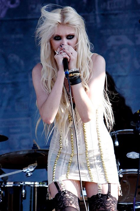 Taylor Momsen - Taylor Momsen Photo (39955648) - Fanpop