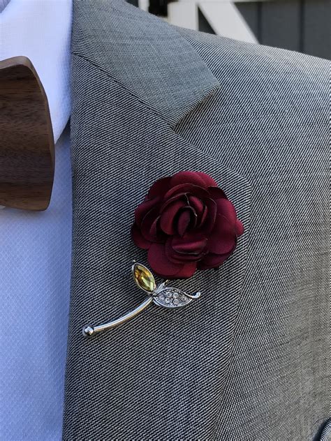 Rose Flower Red Lapel Pin, Enamel Pin, Wedding Lapel Pin Flower, Groomsmen Green Wedding ...