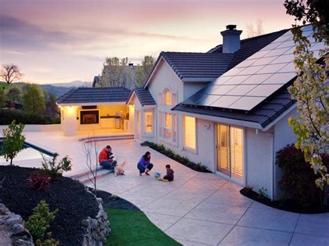 Sunrun Inc. solar reviews, complaints, address & solar panels cost