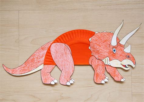 Paper Plate Triceratops Craft | Dinosaur crafts, Paper plate crafts, Plate crafts