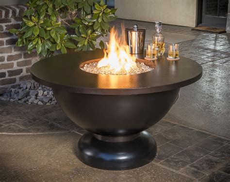 10 Best Gas Fire Pit Tables for your Backyard - Modern Blaze