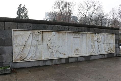 Mass Grave Soviet Soldiers Sofia - Sofia - TracesOfWar.com