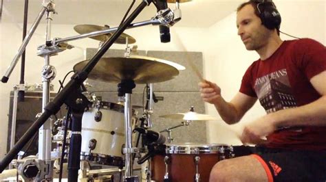 Arsenal's Petr Cech records incredible drum cover of System of a Down's ...