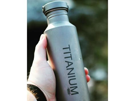 Titanium Water Bottle with Ti Lid | Lightweight – VARGO