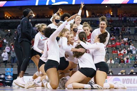 Wisconsin Badgers volleyball: UW guts out five-set thriller against the ...