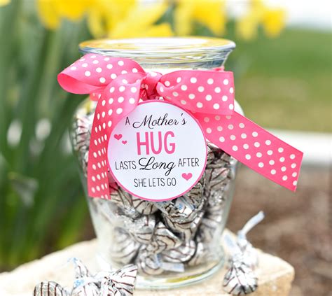 25 Cute Mother's Day Gifts – Fun-Squared