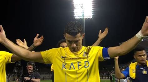 Watch: Cristiano Ronaldo leads Al Nassr teammates, fans to Viking Clap ...