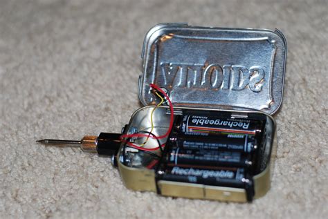 Make a Battery Powered Soldering Iron! in an Altoids Tin? : 4 Steps ...