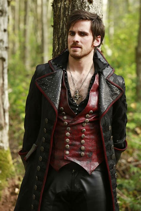 Captain Hook / Killian Jones (Colin O'Donoghue) - Once Upon A Time | Colin o'donoghue, Clothes ...