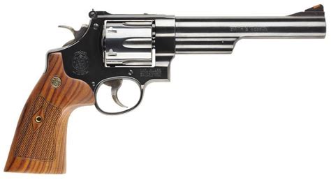 Complete Guide to Smith and Wesson Revolvers – Liberty Safe