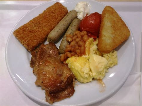 File:Full breakfast with Breakfast sausage, Scrambled eggs, Grilled chicken fillet, Fried fish ...