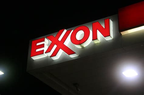 Exxon to Start $15 Billion LNG Project - autoevolution