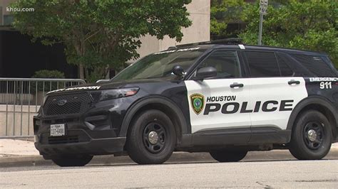 Houston mayor's police reform task force shares HPD recommendations ...