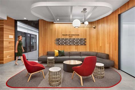 A Peek Inside McDonald’s New Chicago Headquarters | IA Interior Architects