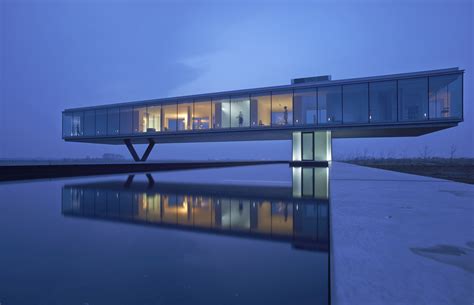 10 Amazing Cantilevered House Designs - Arch2O.com