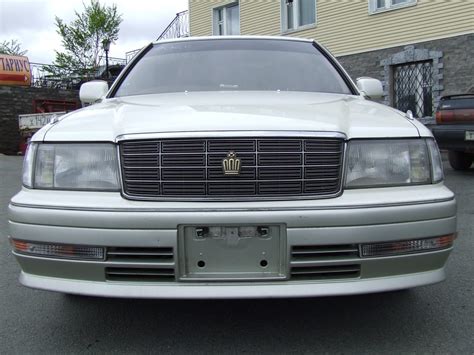 1997 Toyota Crown specs