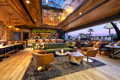 4 Best Rooftop Bars In Scottsdale (2024 Guide)