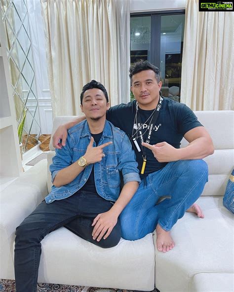 Aaron Aziz's Most Liked Photos and Posts - Gethu Cinema