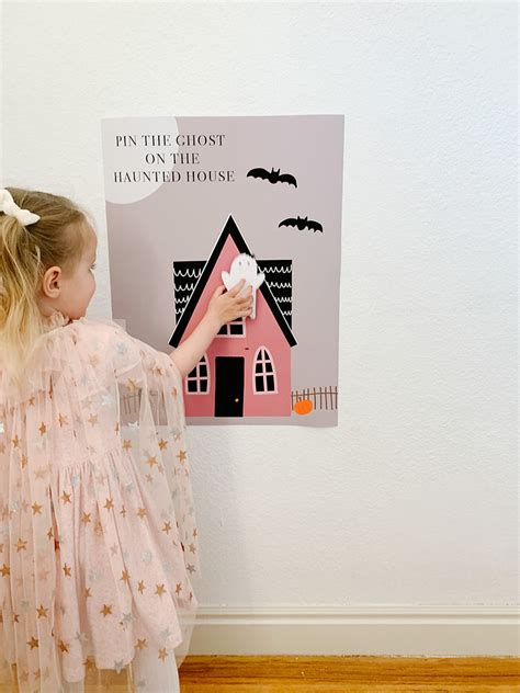 Halloween Game: Pin the Ghost on the Haunted House