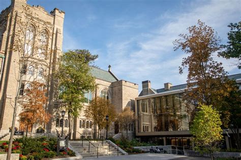 Harvard Divinity’s Swartz Hall recognized with LEED Platinum status — Harvard Gazette