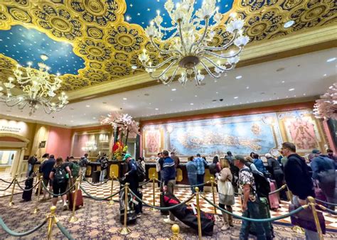 How To Upgrade Your Room at The Venetian (Tips & Tricks) - FeelingVegas