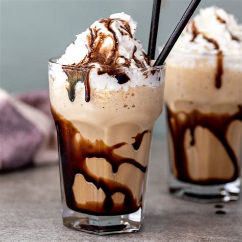 Irish coffee milkshake - Simply Delicious