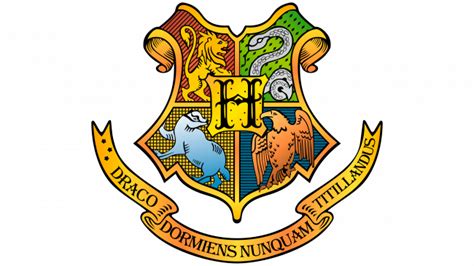 Hogwarts Logo - Storia e significato dell'emblema del marchio