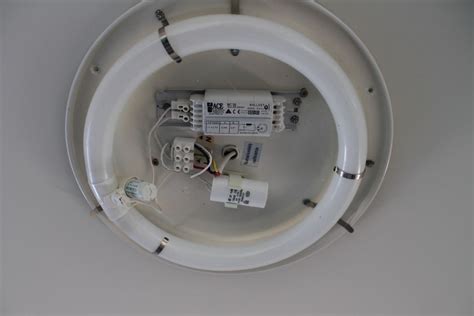 Replace Fluorescent Tube Lights With Led