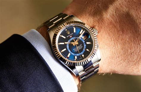 Rolex Sky-Dweller In-depth Review: A Timepiece Comes Down to Earth