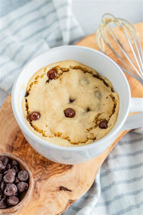 Microwave Mug Cake Recipe – Easy Microwave Peanut Butter Chocolate Chip Mug Cake For One ...