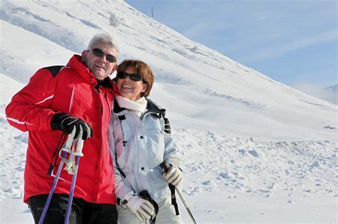 Top 5 Ski Trips, Clubs and Resorts for Seniors 2023 – Snowvision