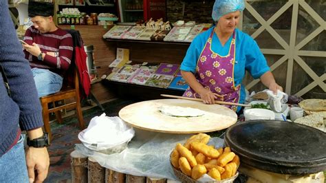 Baku Street Food - Kutabi - YouTube