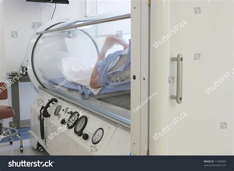 Hyperbaric Chamber: Over 634 Royalty-Free Licensable Stock Photos ...