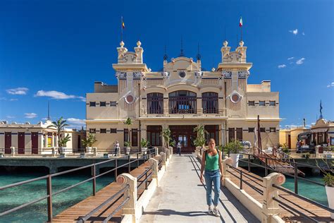 Guide to Mondello, Sicily - The Thinking Traveller