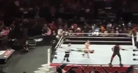 Raw Video Jerry Lawler Collapsing During WWE Raw After Heart Attack ...