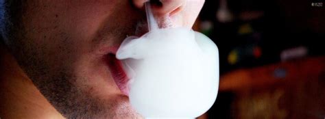 How To Ghost With A Vape? The Easiest Vape Trick For Beginners