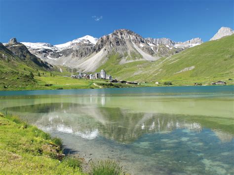 Shuttle Tignes - Bus and shuttle to resort of Tignes - Altibus