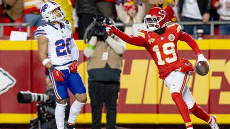 Chiefs’ Andy Reid: Toney didn’t check with ref before flag | Kansas City Star