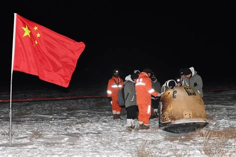 China to Share Moon Samples Brought to Earth by Chang’e 5 Probe With ...