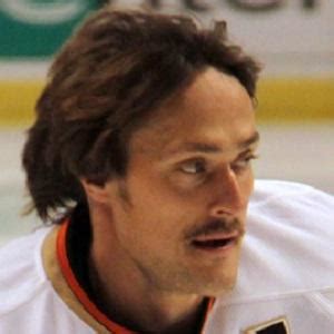 Teemu Selanne - Age, Family, Bio | Famous Birthdays