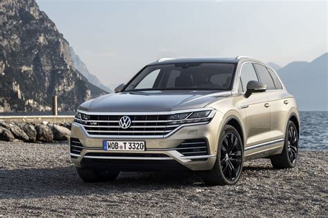 Volkswagen Touareg “Offroad Edition” Looks Like It’s Ready to Climb ...