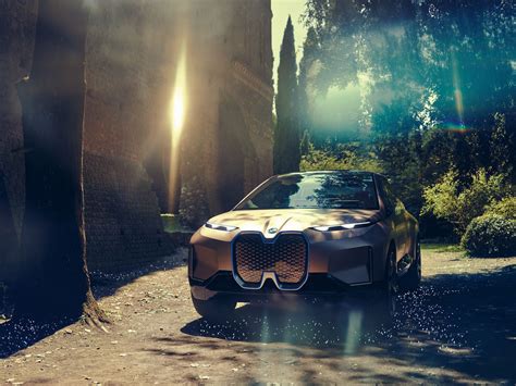 BMW Vision iNext: a reflection of what BMW has in store for the future ...