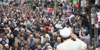 German Muslims Turn Out In Force For Nationwide Protest Against Islamic State | HuffPost