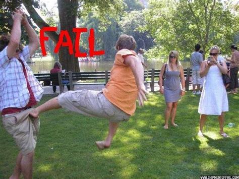 Dancing fail. | Picture fails, Epic fails, Funny pictures fails