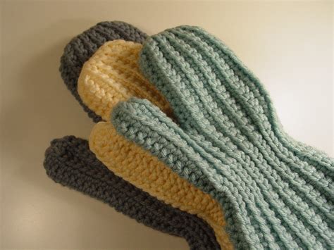 Crochet Mittens Free Pattern Easy Sideways Crochet Mittens 100 Profit ...